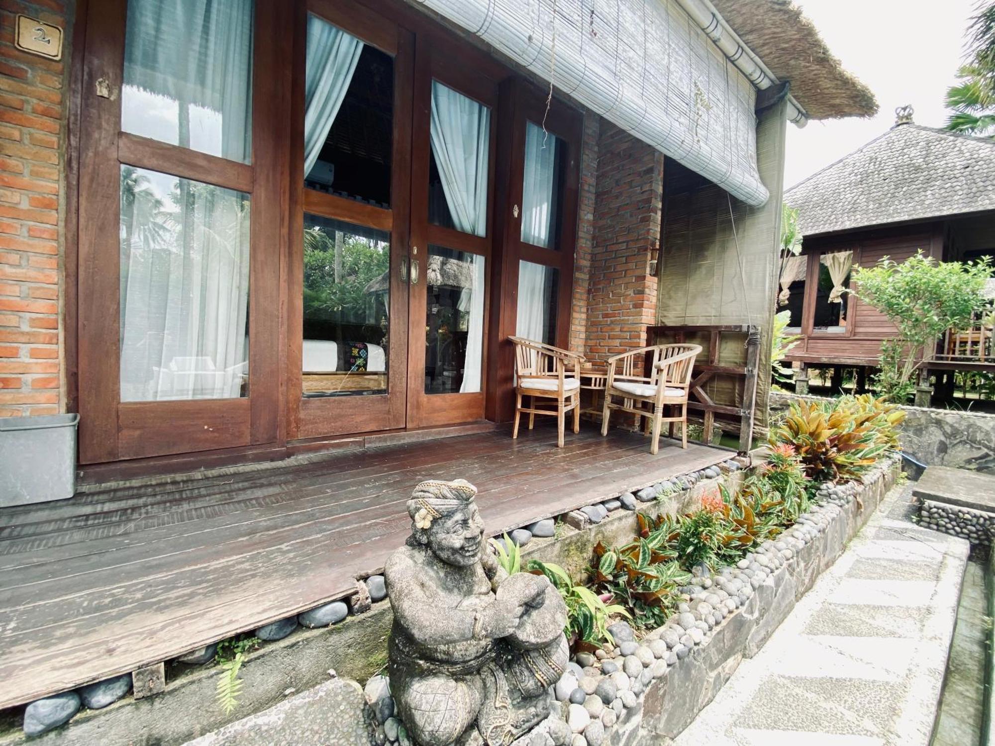 Dong Loka Guesthouse Bali Carangsari Exterior foto